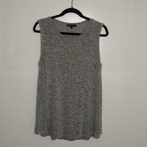 Gibson women's size L sleeveless knit tunic. Minimalist